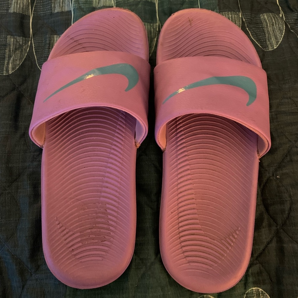 Nike slides